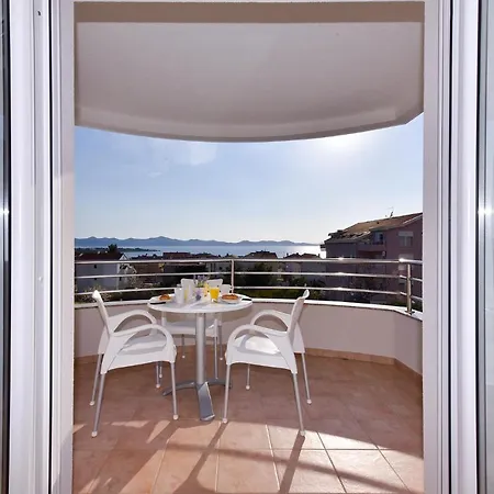 Gravic 2 Apartamento Zadar