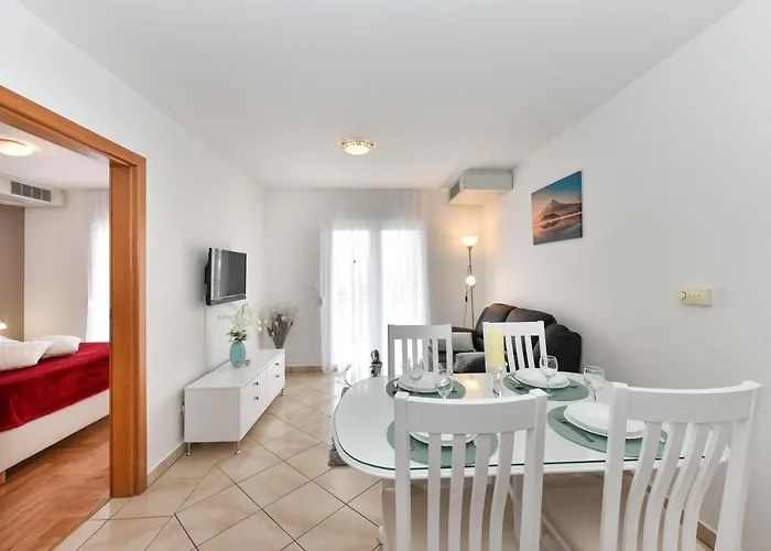 Gravic 2 Апартаменты *