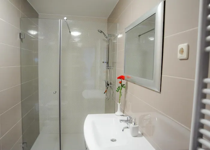 Апартаменты Gravic 2 *